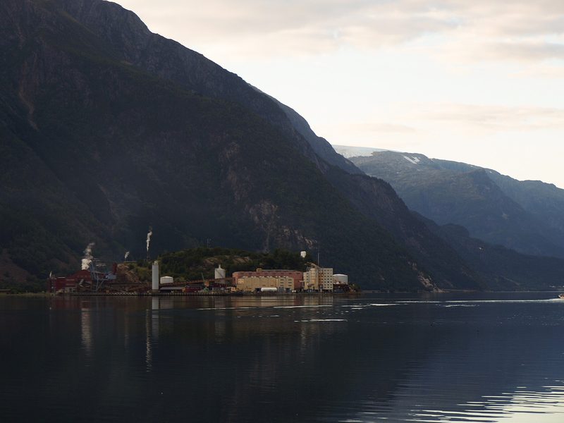 La fonderie de zinc de Boliden à Odda, au bord d’un fjord norvégien